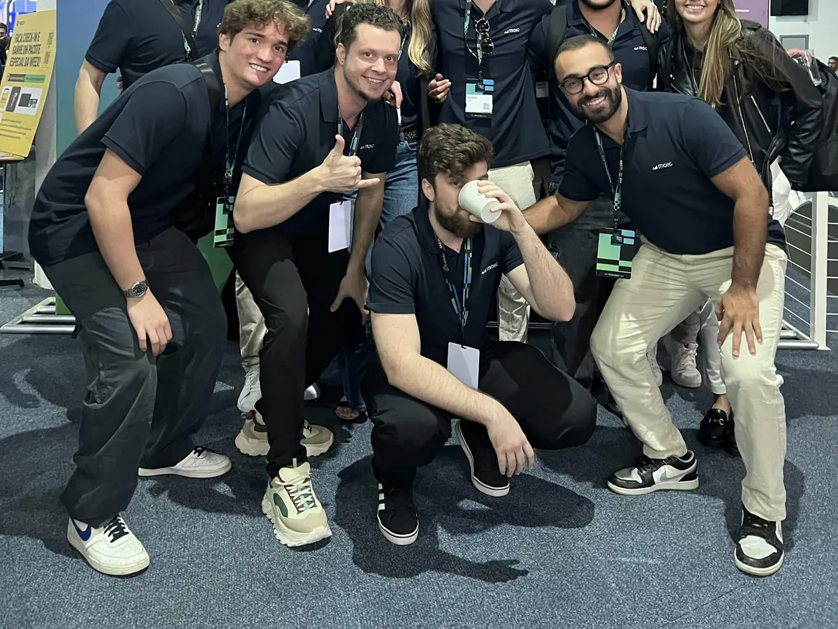 The MOIC team at the Blockchain.Rio stand, 2025